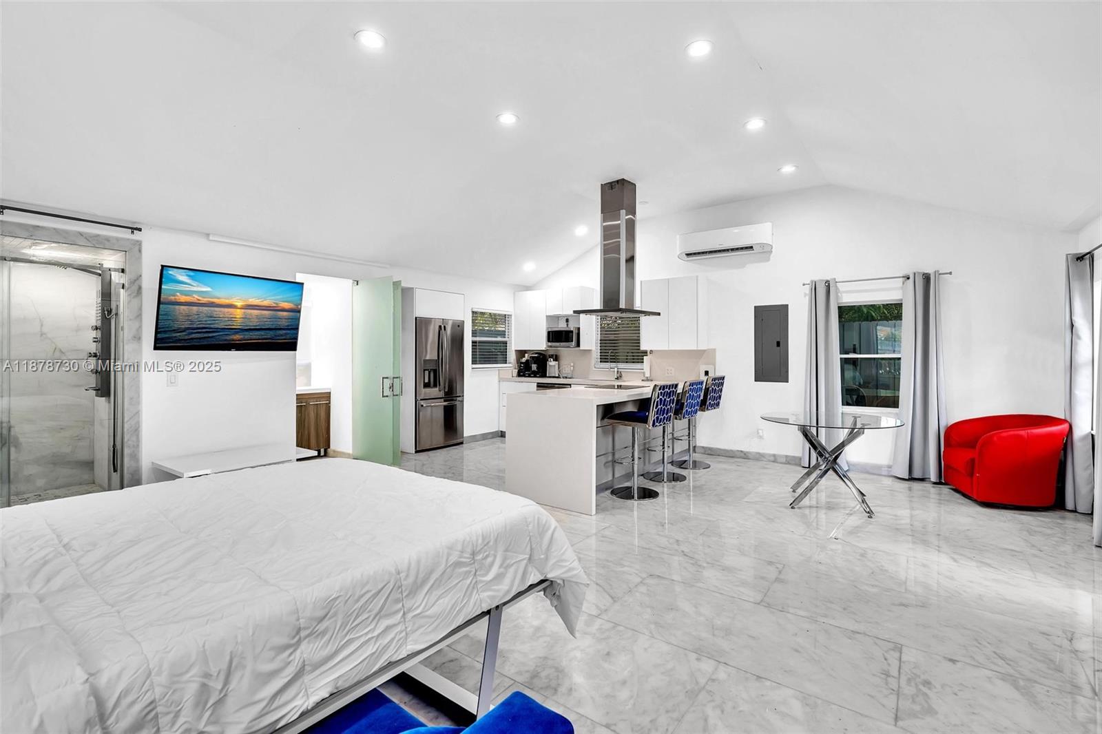 394 Southeast 5th Avenue, Unit B Delray Beach, FL 33483 - Photo 8 of 23