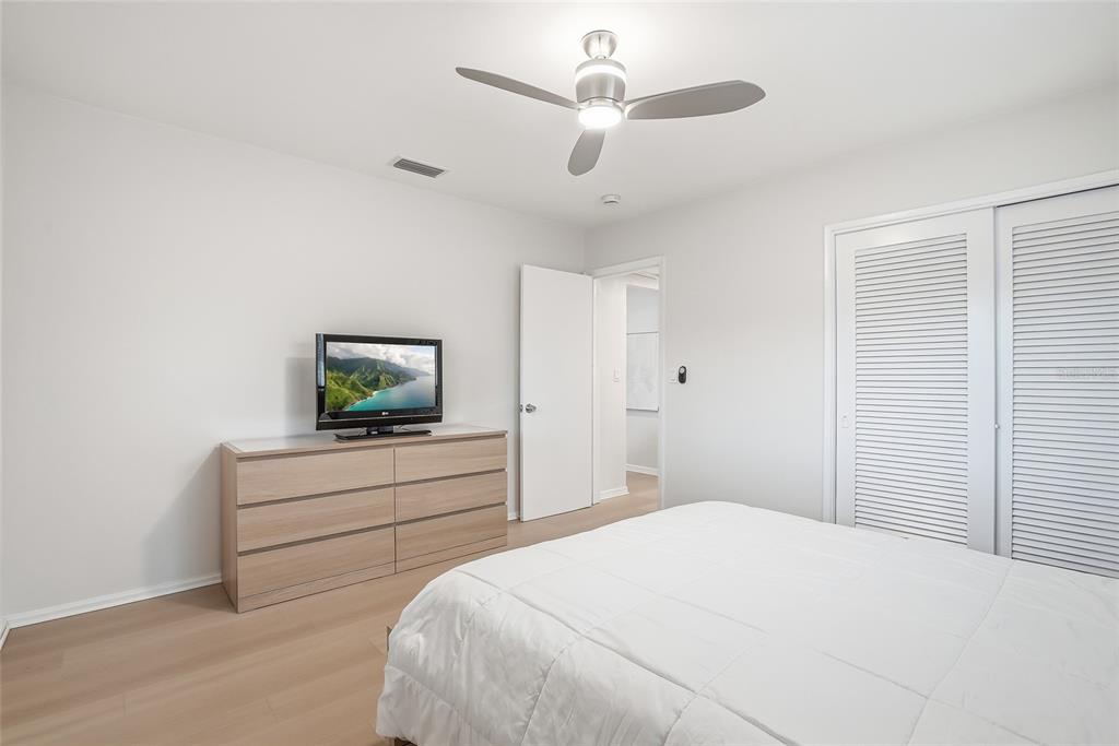 2164 Riviera Drive Clearwater, FL 33763 - Photo 21 of 35
