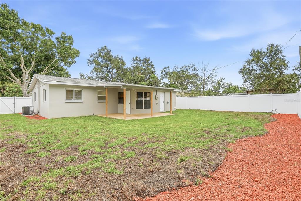 2164 Riviera Drive Clearwater, FL 33763 - Photo 29 of 35