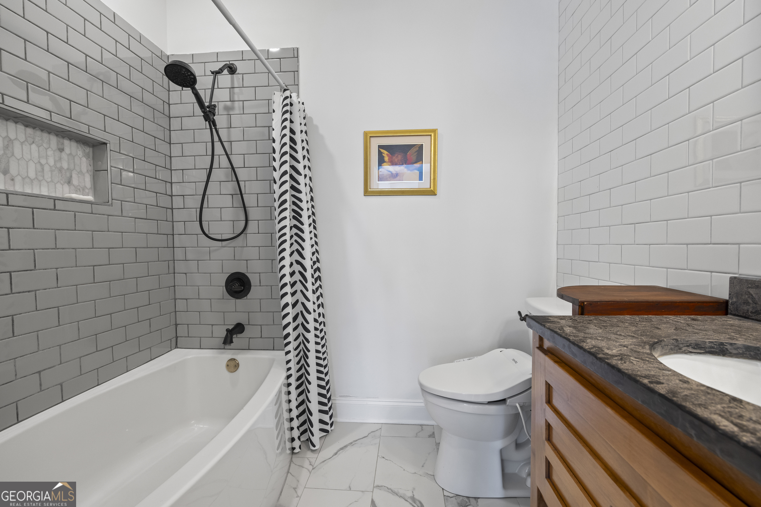 32 Shirleys Way Hartwell, GA 30643 - Photo 33 of 42 a bathroom with a granite countertop sink a toilet and bathtub