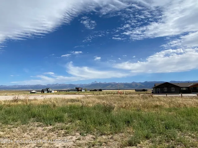 $220,000 | 118 Olivia Court, Driggs, ID 83422