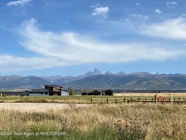 $220,000 | 118 Olivia Court, Driggs, ID 83422