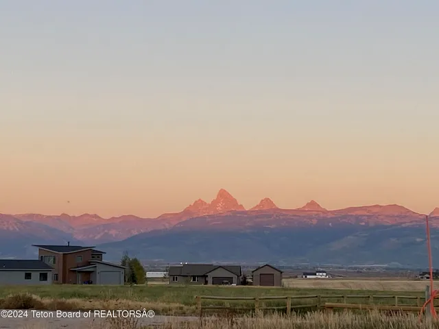 $220,000 | 118 Olivia Court, Driggs, ID 83422