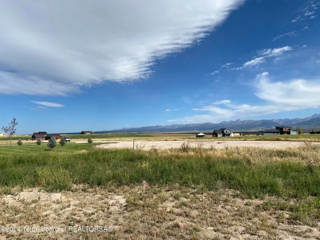 $220,000 | 118 Olivia Court, Driggs, ID 83422