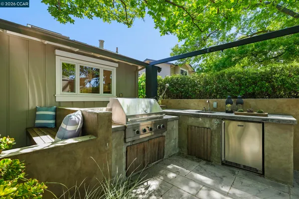 $1,799,000 | 625 Filbert Court, Walnut Creek, CA 94598
