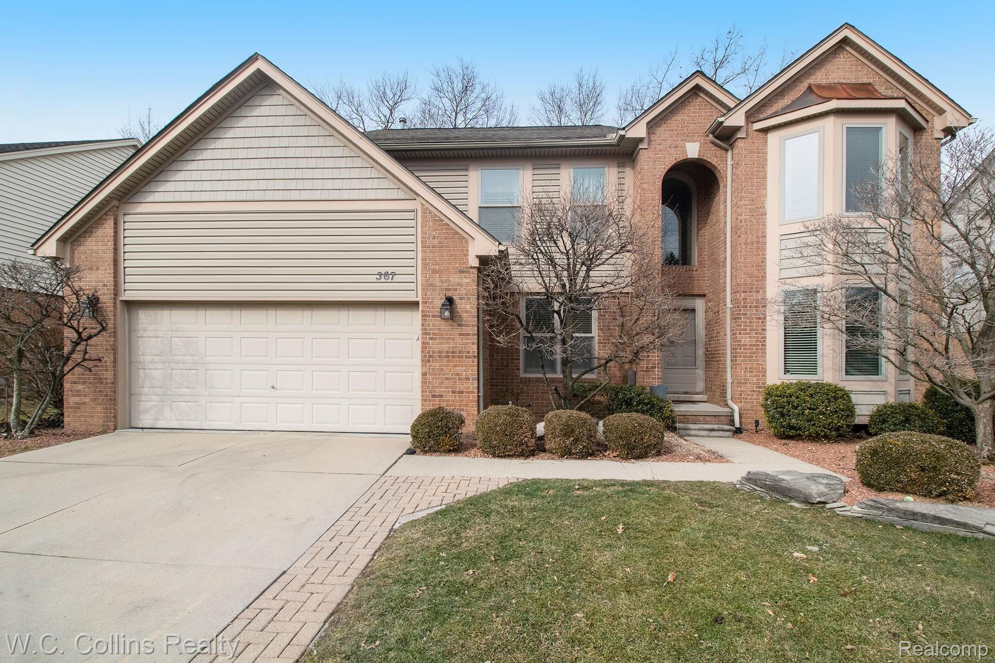 367 Jonathan Drive Rochester, MI 48307 - Photo 2 of 34 0N2A3914-.jpg