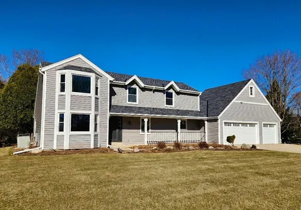 $619,900 | W342-n6303 Kathy Drive, Oconomowoc, WI 53066