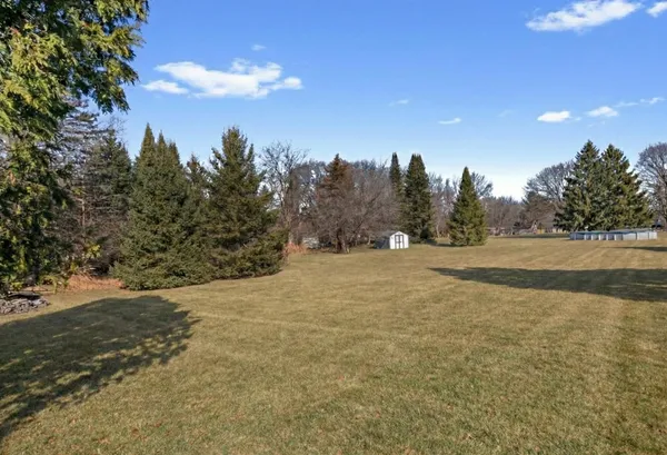 $619,900 | W342-n6303 Kathy Drive, Oconomowoc, WI 53066
