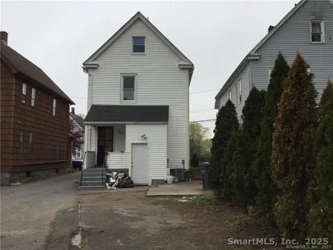 368 Lenox Avenue Bridgeport, CT 06605 - Photo 7 of 7 a view of house and outdoor space