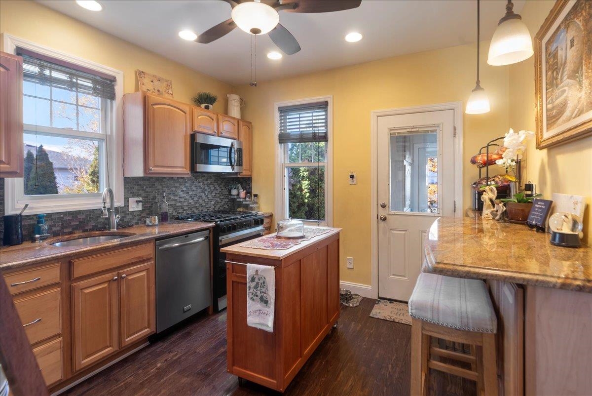 252 Grace Avenue Secaucus, NJ 07094 - Photo 17 of 39