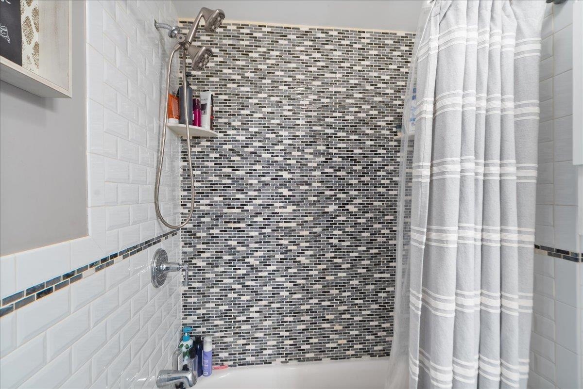 252 Grace Avenue Secaucus, NJ 07094 - Photo 22 of 39