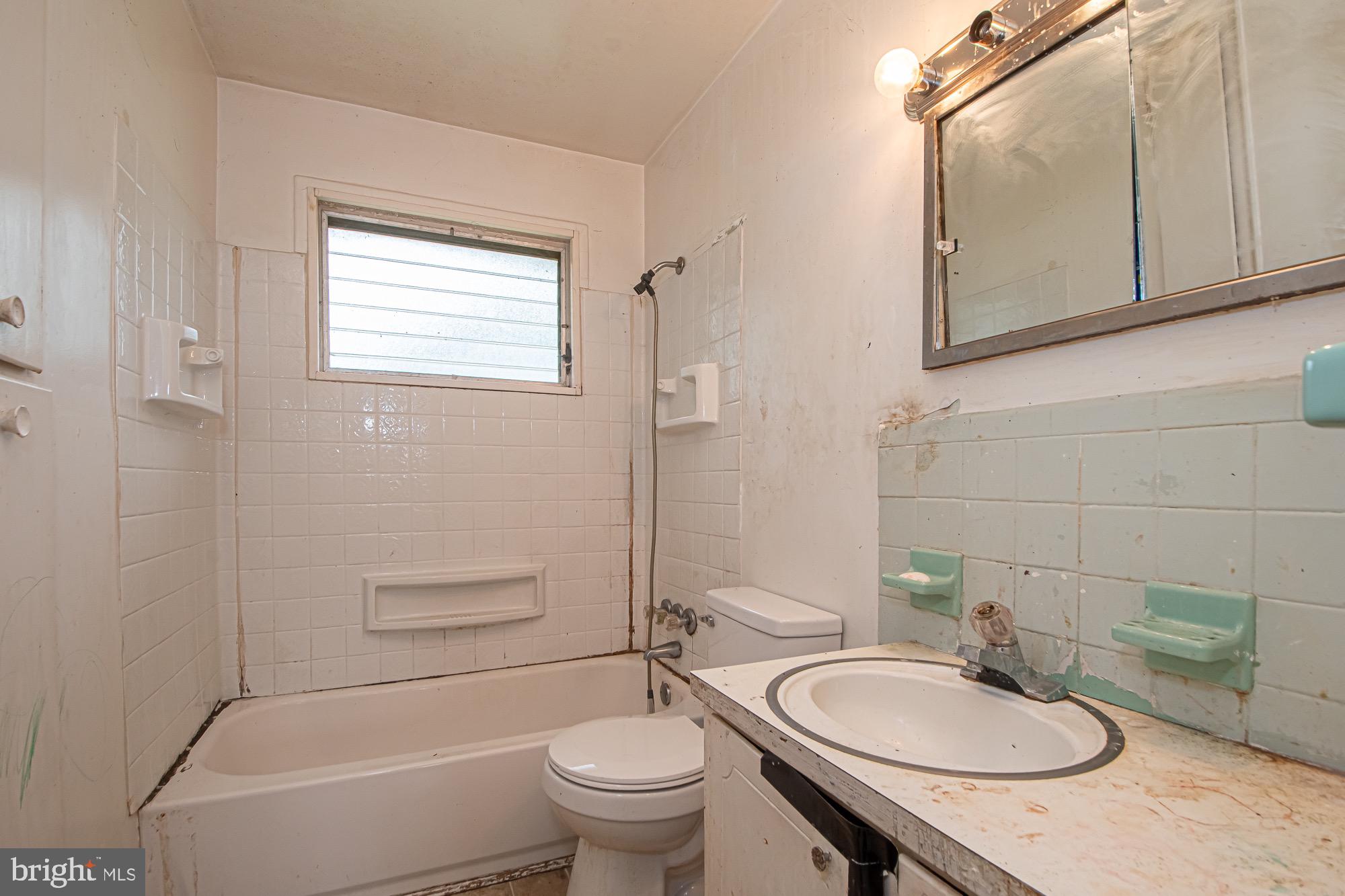 23 Ringgold Road Fredericksburg, VA 22405 - Photo 18 of 30 Full bath