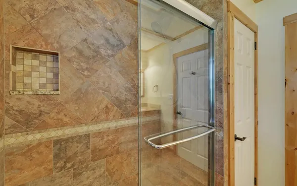 $298,500 | 77 East Avenue, Murphy, NC 28906