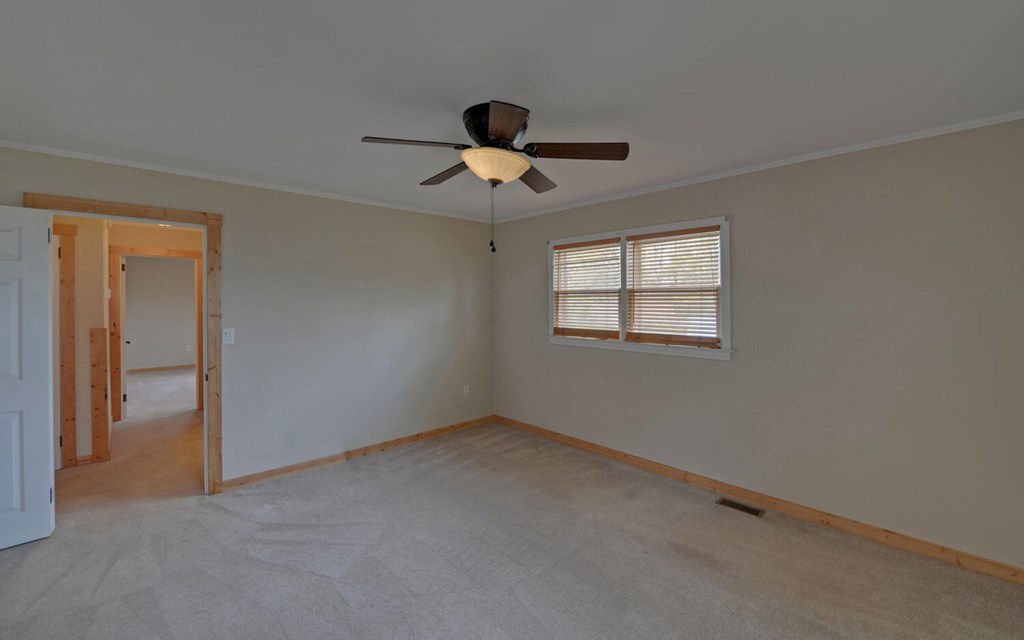 77 East Avenue Murphy, NC 28906 - Photo 25 of 44