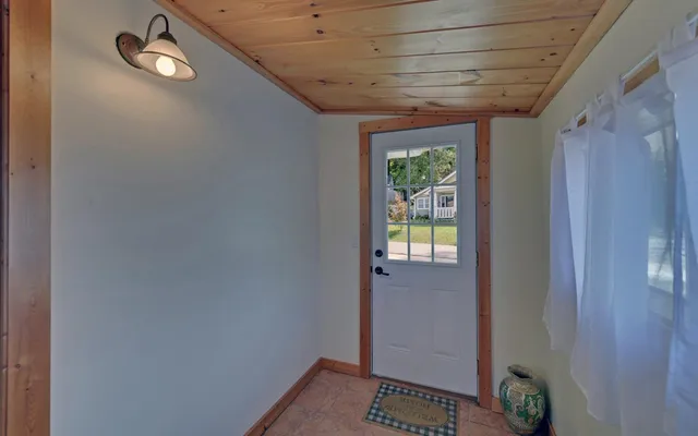 a view of an entryway