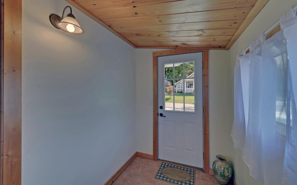 77 East Avenue Murphy, NC 28906 - Photo 28 of 44