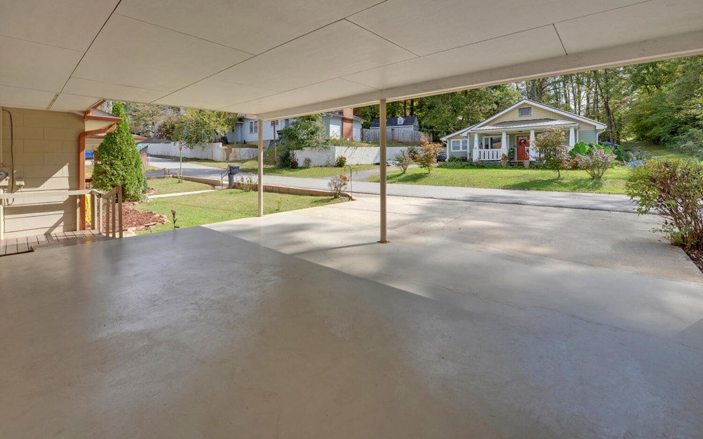 77 East Avenue Murphy, NC 28906 - Photo 36 of 44