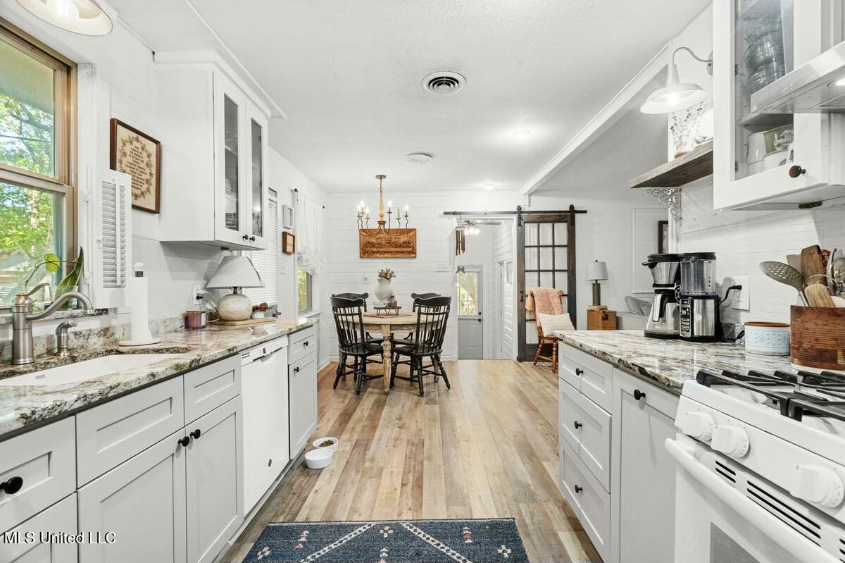 504 Telly Road Picayune, MS 39466 - Photo 11 of 21 tempImageEP6AC0