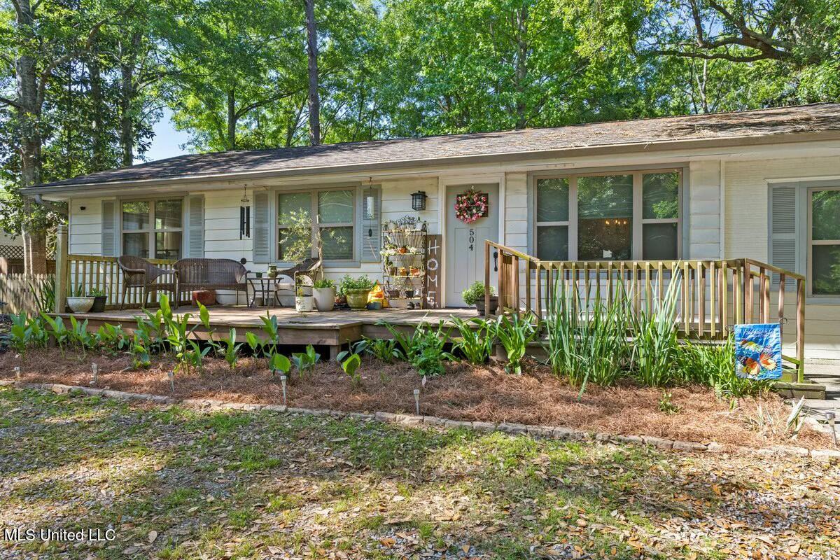 504 Telly Road Picayune, MS 39466 - Photo 2 of 21 tempImage2bAulr