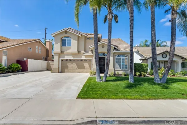 $699,990 | 39543 Bainbridge Circle, Murrieta, CA 92563