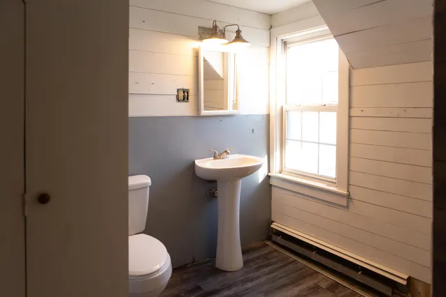 $139,900 | 71 Franklin Avenue, Houlton, ME 04730