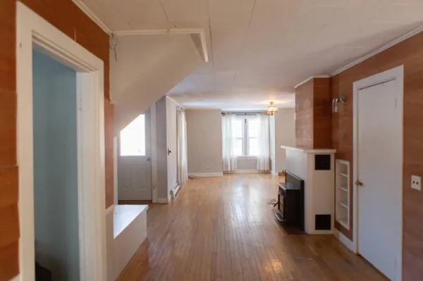 $129,900 | 71 Franklin Avenue, Houlton, ME 04730