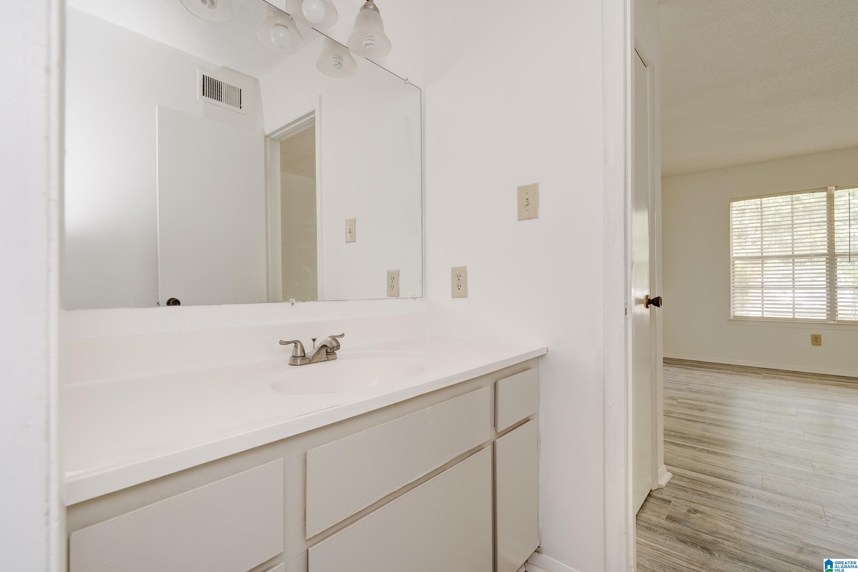 2837 Georgetown Drive, Unit B Birmingham, AL 35216 - Photo 11 of 24