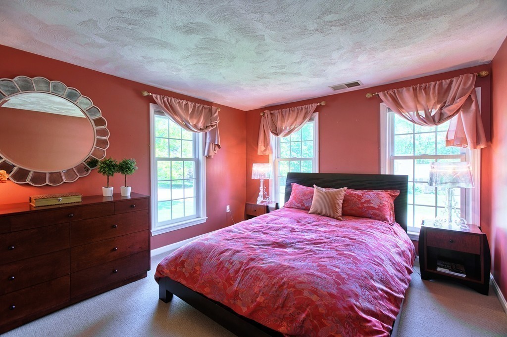 4 Fieldstone Way Haverhill, MA 01830 - Photo 19 of 30 Gallery Image 19