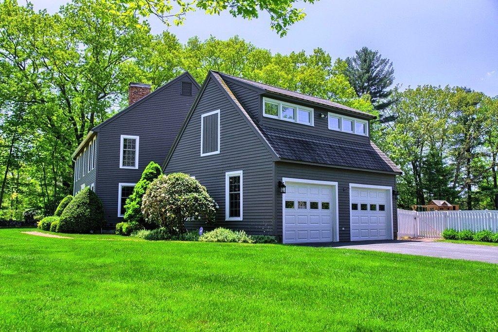 4 Fieldstone Way Haverhill, MA 01830 - Photo 5 of 30 Gallery Image 5