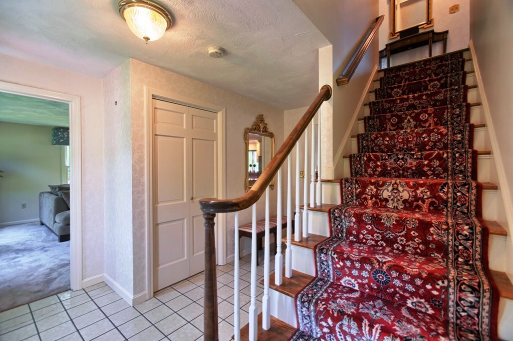 4 Fieldstone Way Haverhill, MA 01830 - Photo 7 of 30 Gallery Image 7