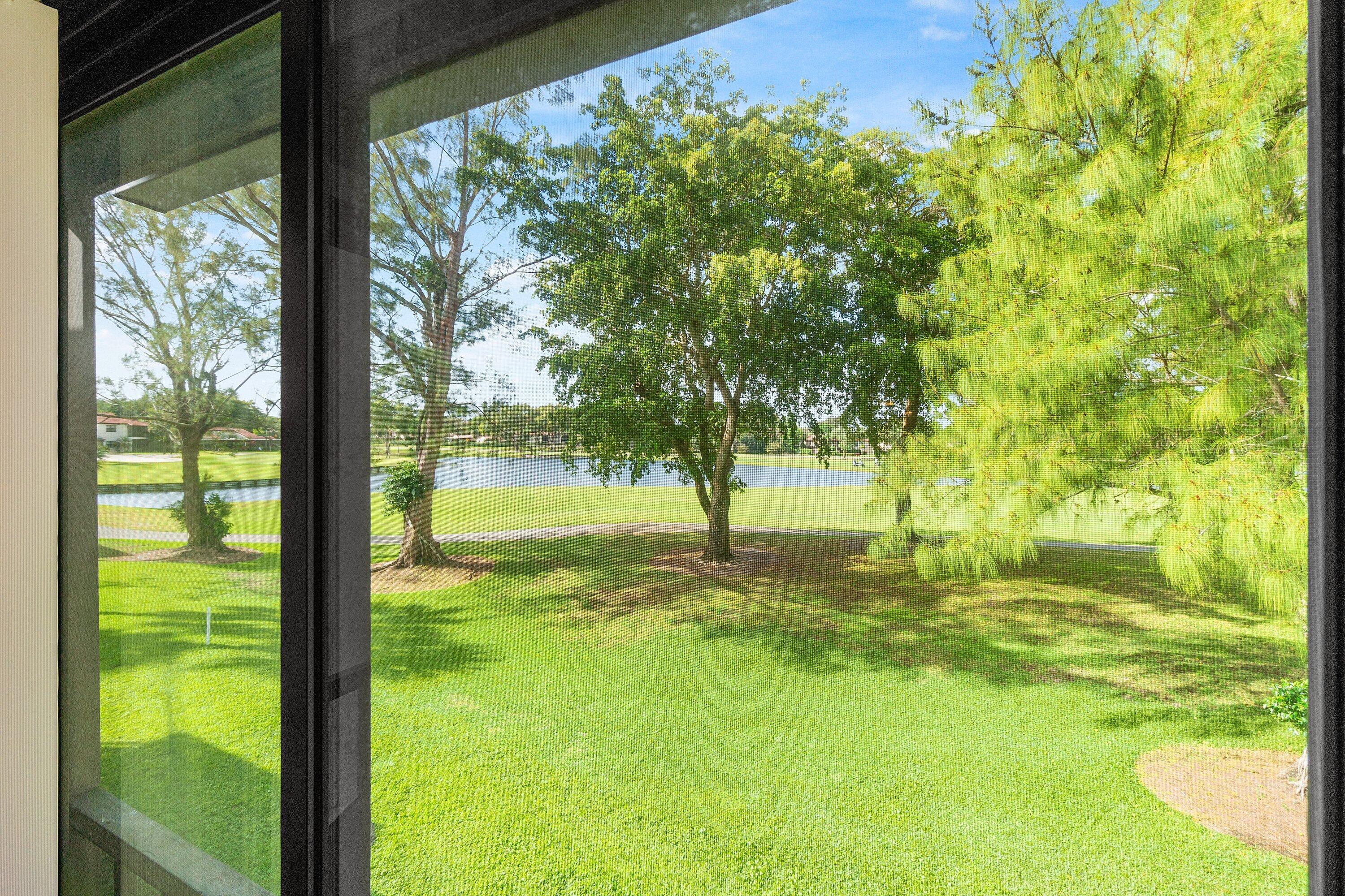 8320 Casa Del Lago, Unit D Boca Raton, FL 33433 - Photo 15 of 29 019-8320CasaDelLago-D-BocaRaton-FL-33433
