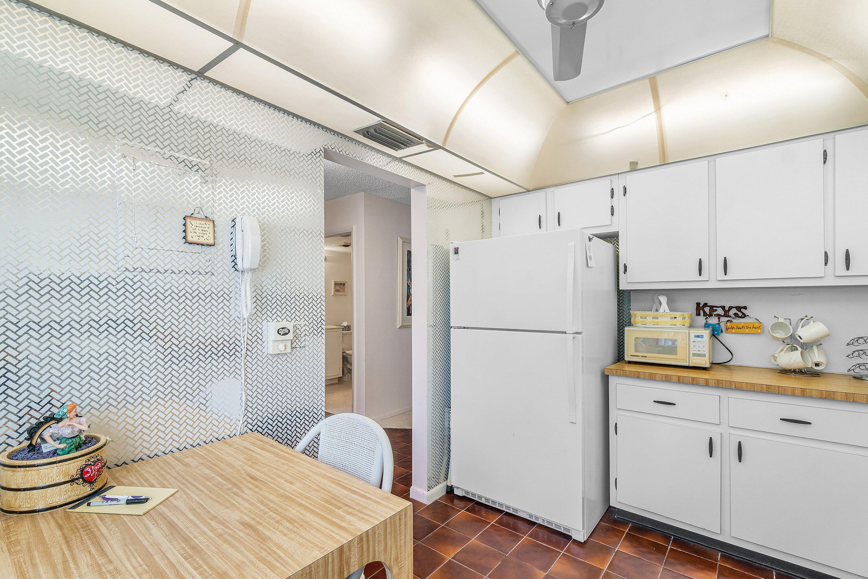 8320 Casa Del Lago, Unit D Boca Raton, FL 33433 - Photo 18 of 29 007-8320CasaDelLago-D-BocaRaton-FL-33433