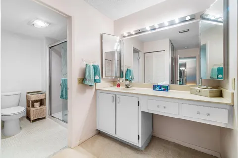 $229,900 | 8320 Casa Del Lago, Unit D, Boca Raton, FL 33433
