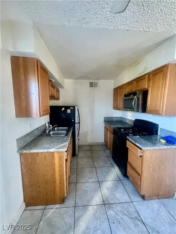 $1,195 | 5100 Pebble Beach Boulevard, Unit C, Las Vegas, NV 89108