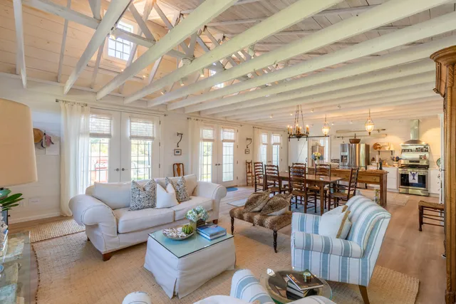 $1,100,000 | 32 Murray Hill Road, Boothbay, ME 04544