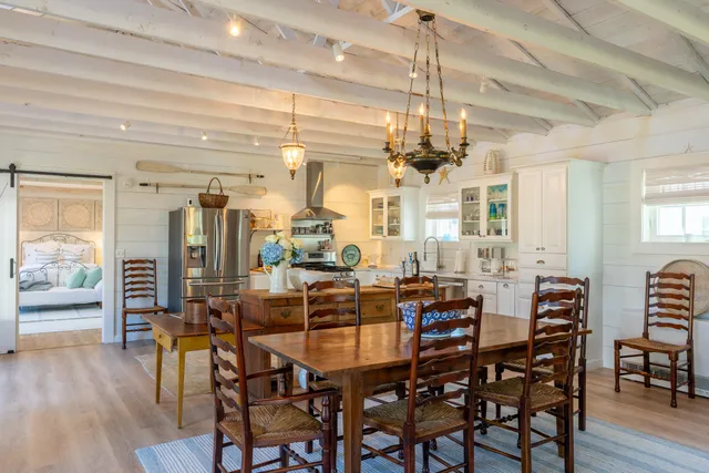 $1,100,000 | 32 Murray Hill Road, Boothbay, ME 04544