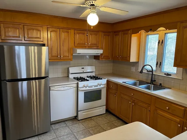 $539,900 | 160 Otis Street, Mansfield, MA 02048