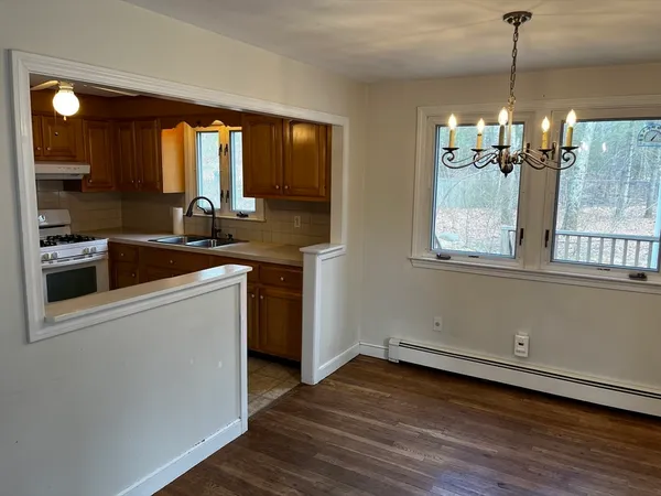 $539,900 | 160 Otis Street, Mansfield, MA 02048