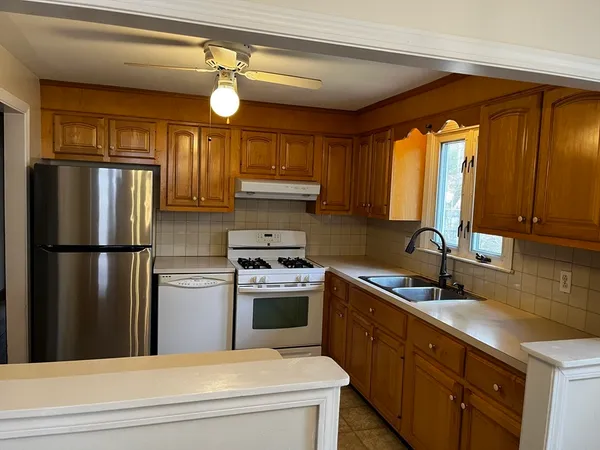 $539,900 | 160 Otis Street, Mansfield, MA 02048