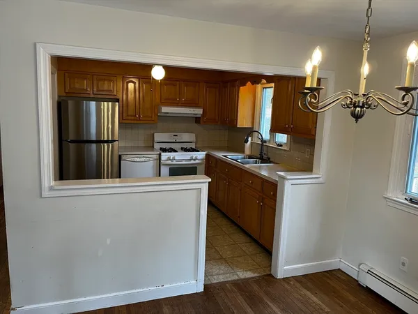 $539,900 | 160 Otis Street, Mansfield, MA 02048