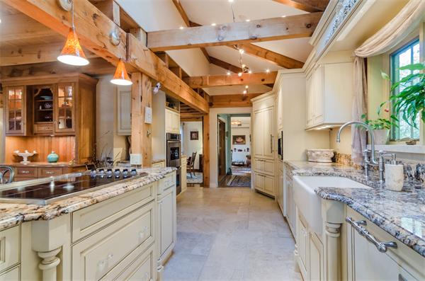 32 Surrey Road Winchester, MA 01890 - Photo 5 of 20 Gallery Image 5