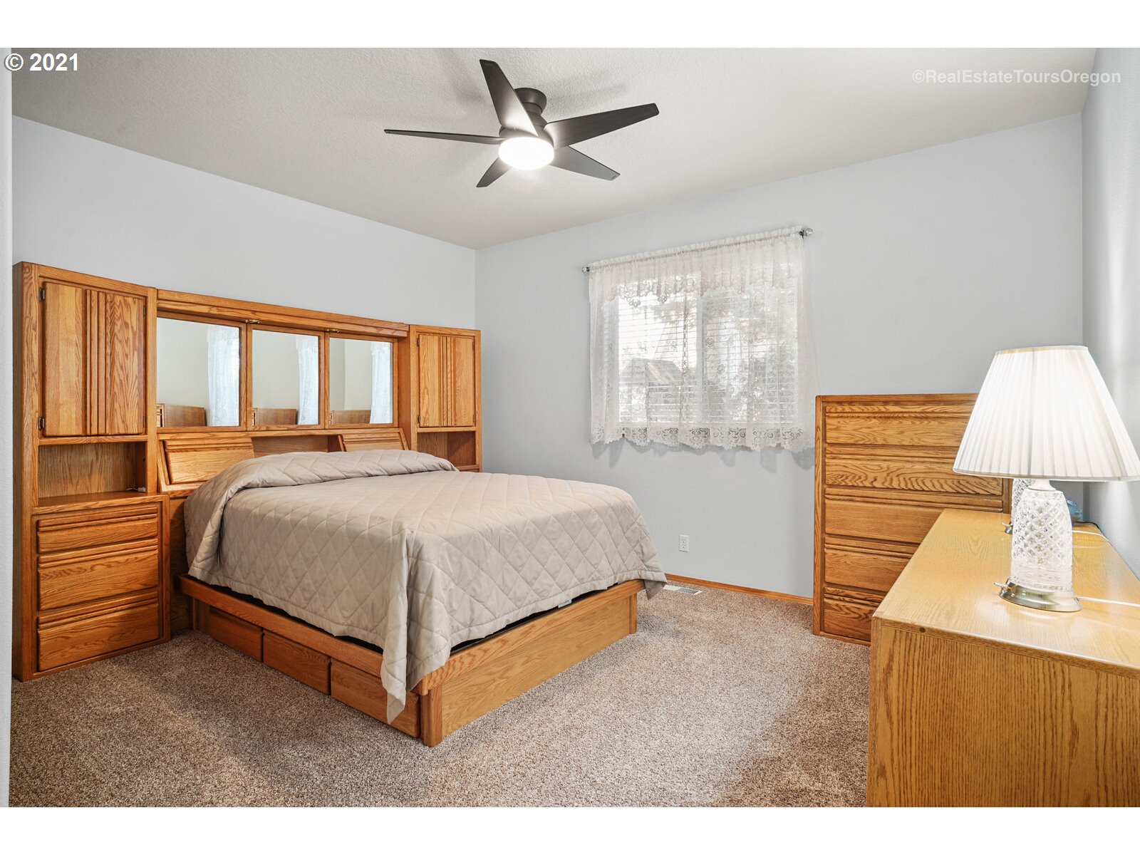 2290 Villa Road Newberg, OR 97132 - Photo 17 of 28 Gallery Image 17