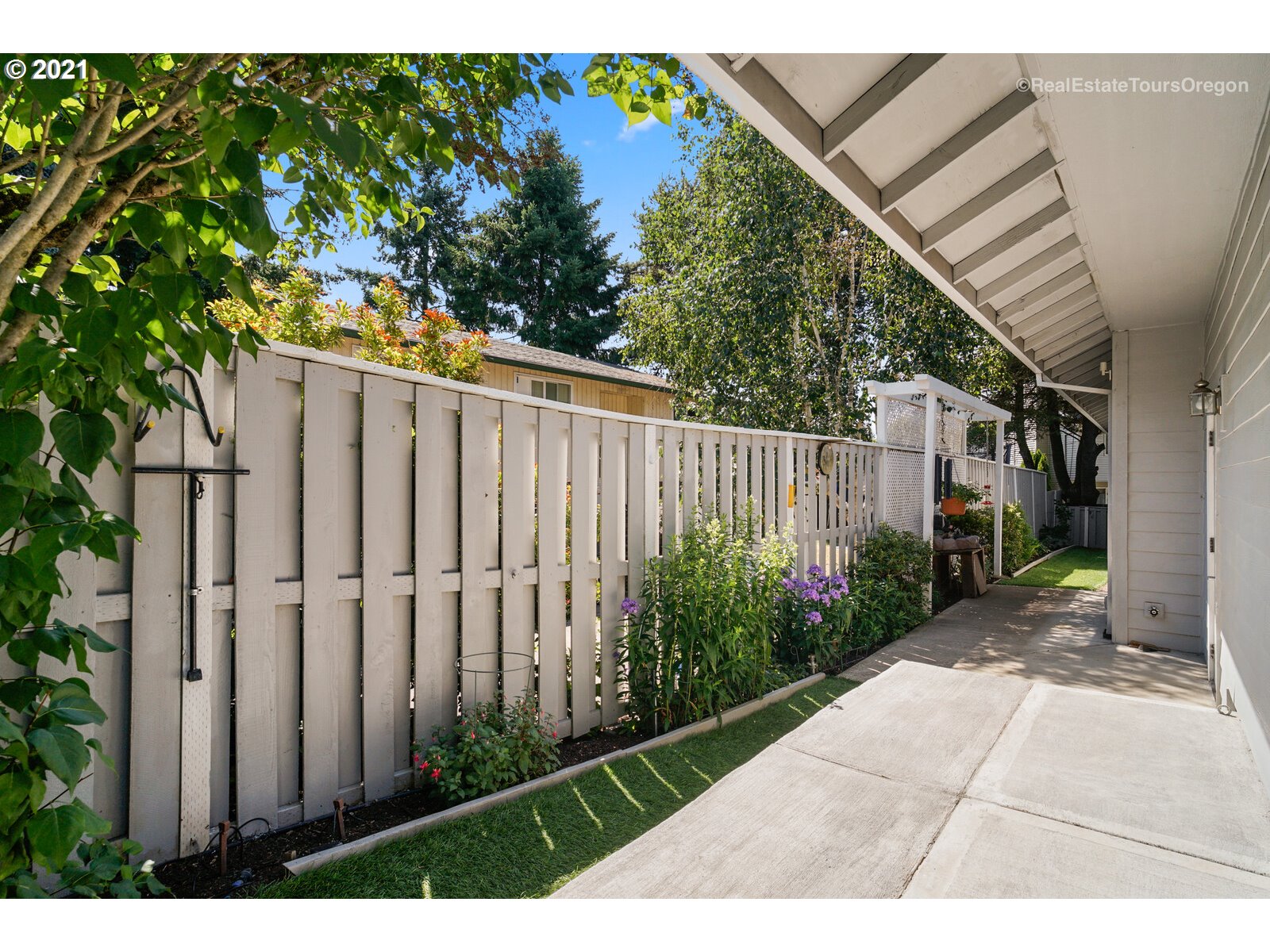 2290 Villa Road Newberg, OR 97132 - Photo 25 of 28 Gallery Image 25