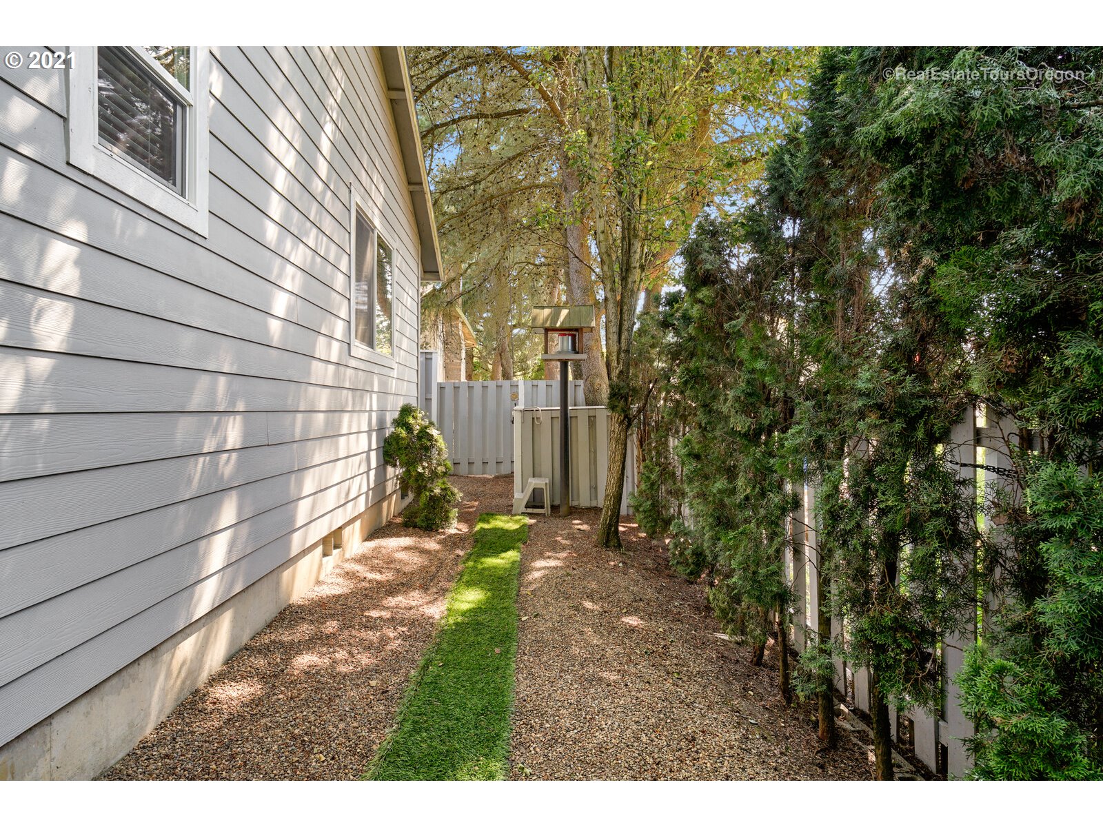 2290 Villa Road Newberg, OR 97132 - Photo 28 of 28 Gallery Image 28