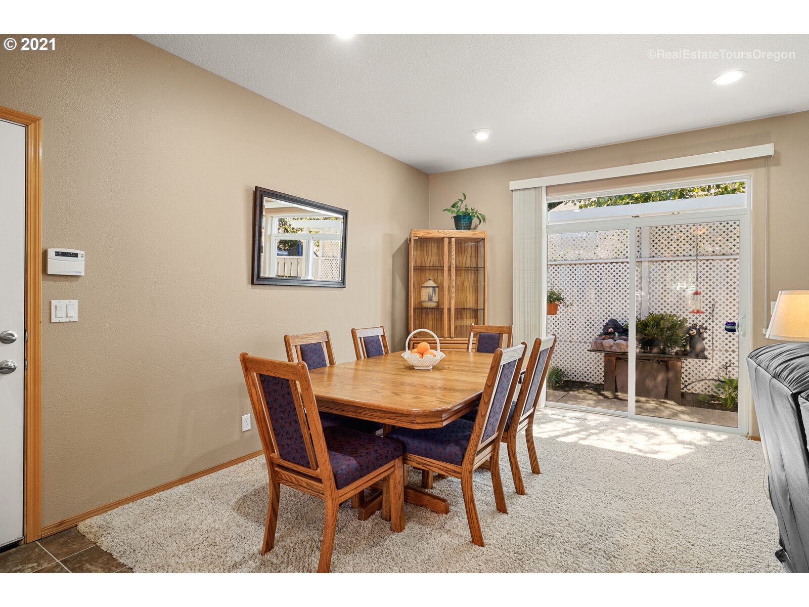 2290 Villa Road Newberg, OR 97132 - Photo 9 of 28 Gallery Image 9