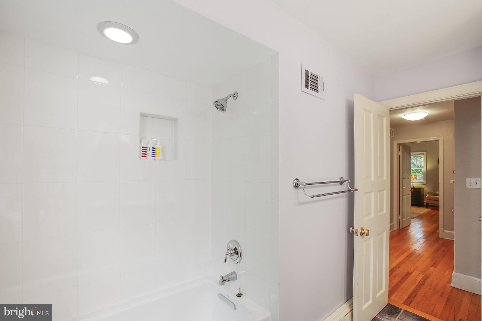 1912 Harwood Road Annapolis, MD 21409 - Photo 14 of 37 Updated Full Bath