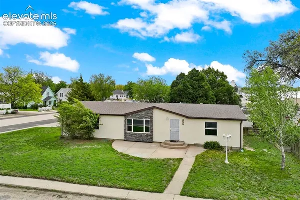 $292,000 | 698 F Avenue, Limon, CO 80828