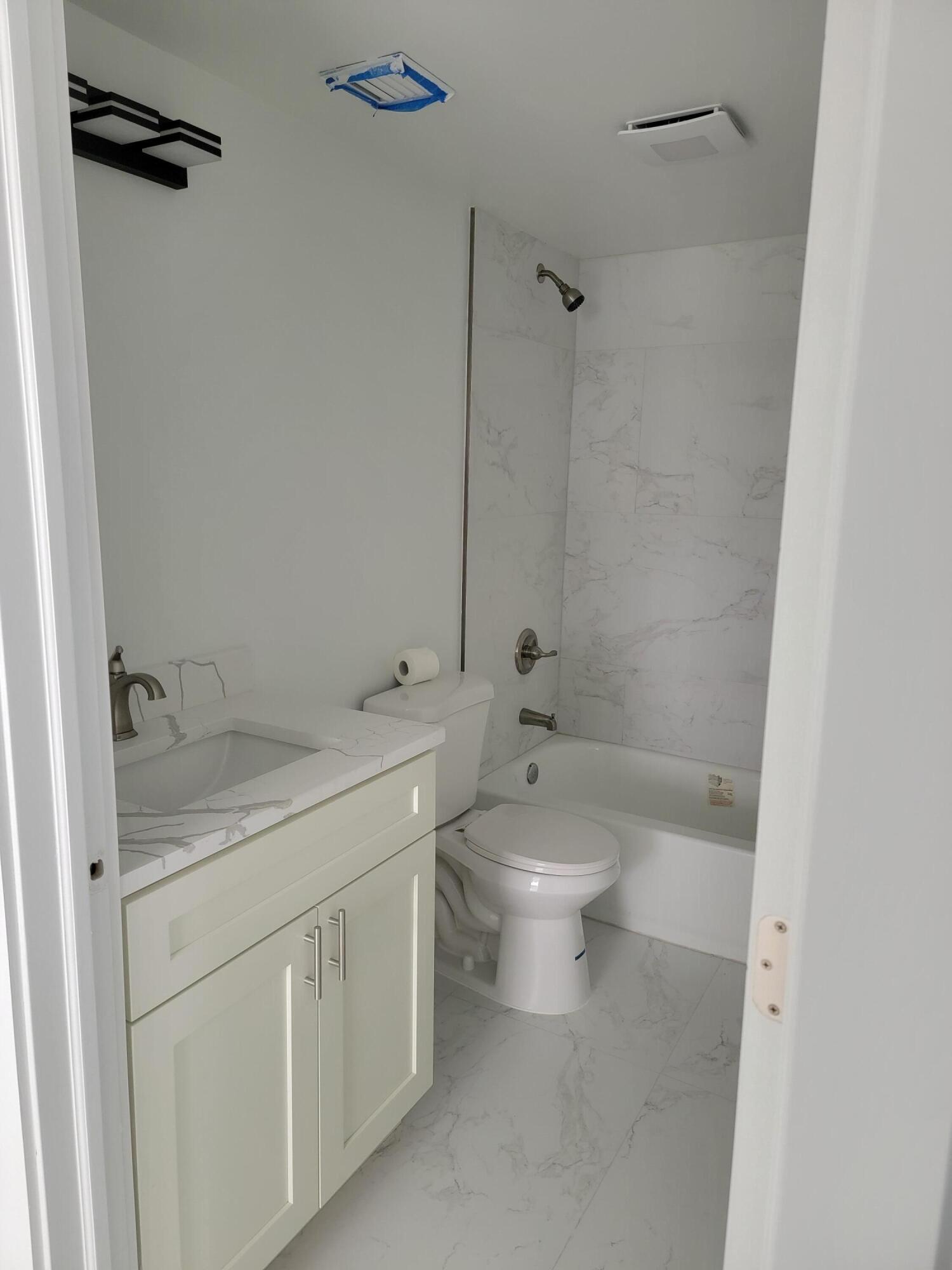 240 Southwest 7th Street, Unit 9 Boca Raton, FL 33432 - Photo 7 of 25 20260623_114049