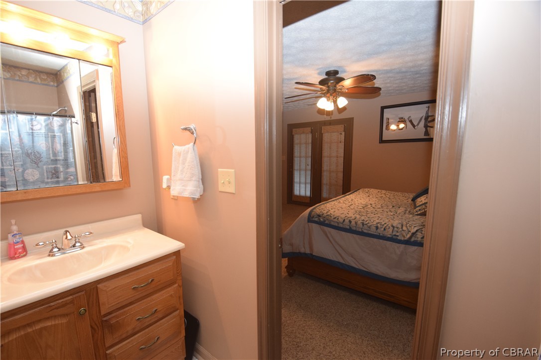 5059 Chestnut Fork Road Gloucester, VA 23061 - Photo 12 of 33 Gallery Image 12