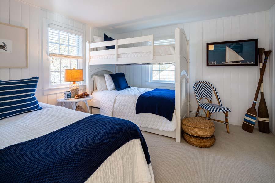 28 Patterson Road Chatham, MA 02633 - Photo 20 of 35 First-floor Bedroom